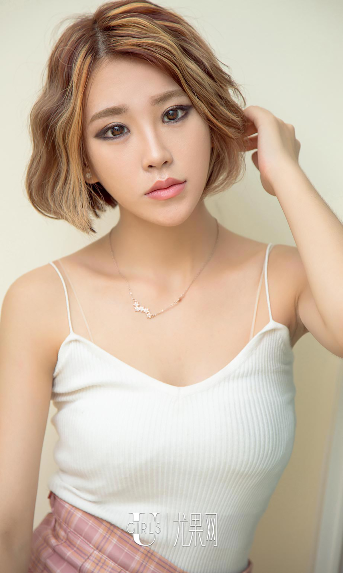 [Ugirls尤果网] 爱尤物专辑 2016.08.18 No.457 石榴裙下 十六